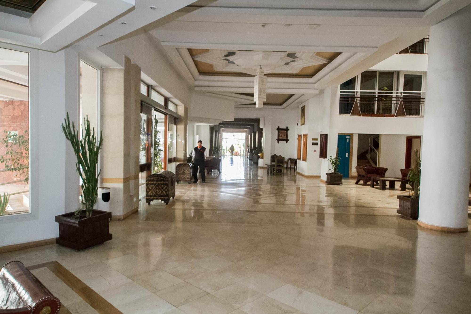 Appart'Hotel Intouriste Agadir Exterior foto