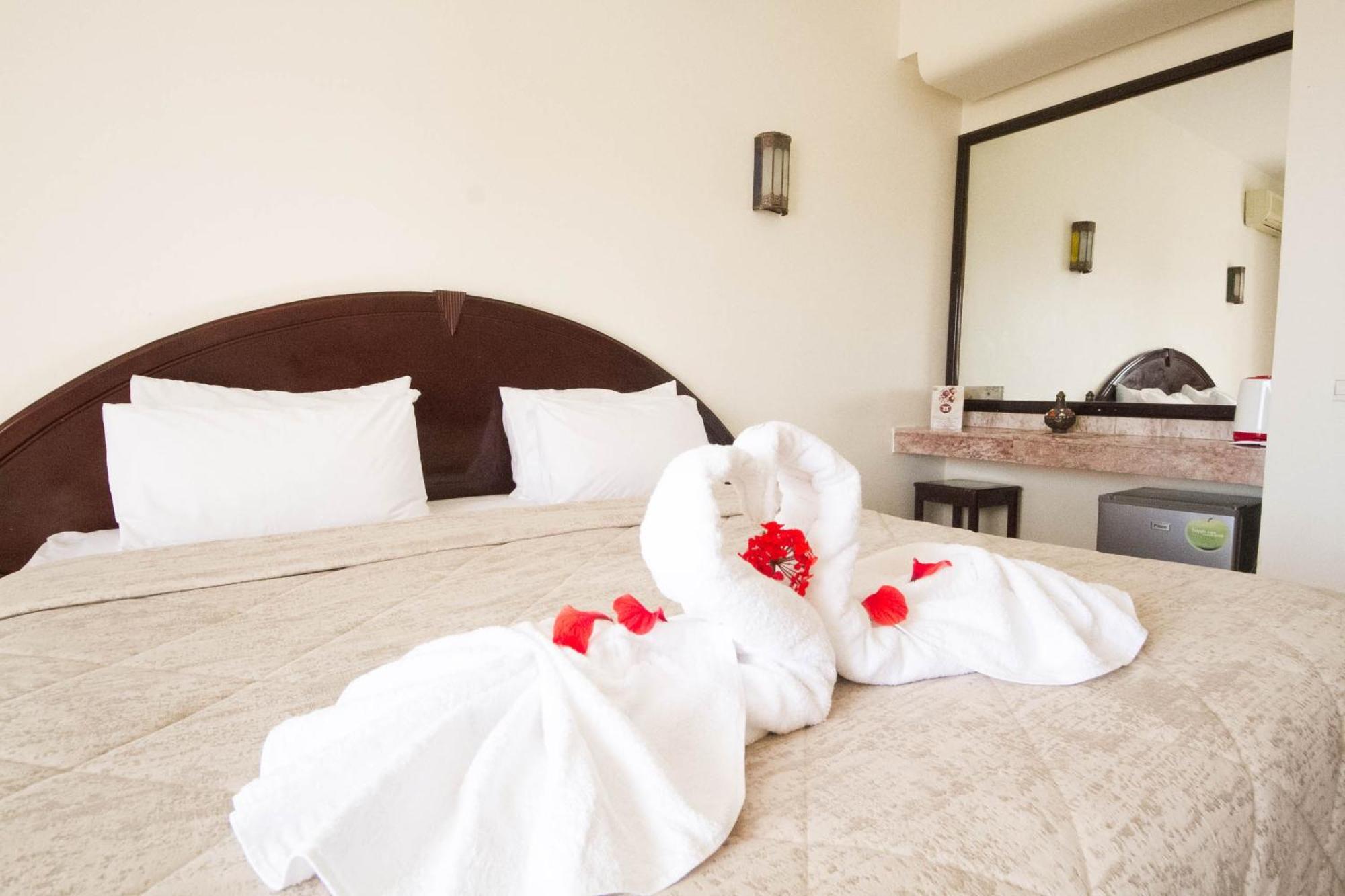 Appart'Hotel Intouriste Agadir Exterior foto